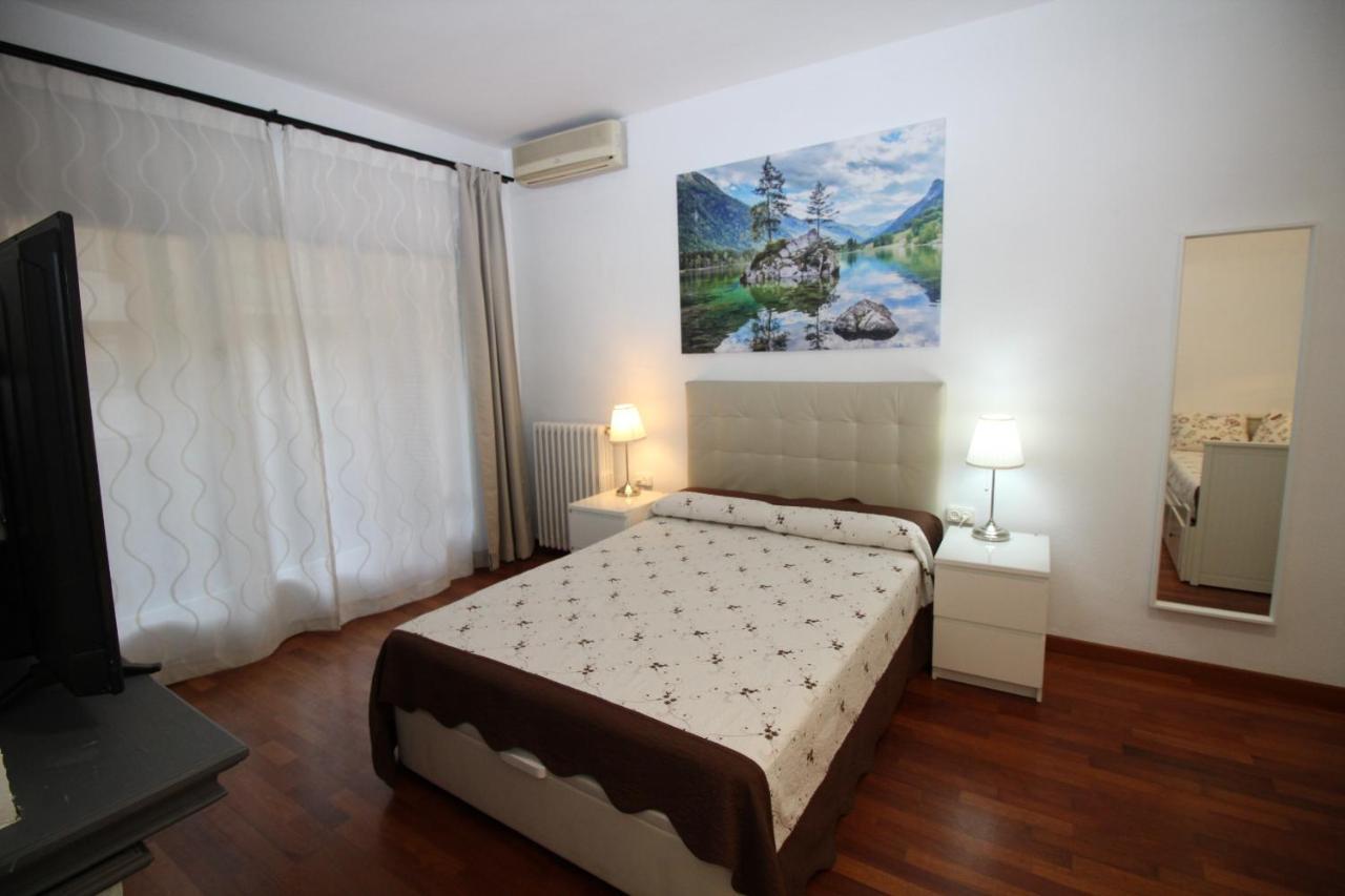 Rooms Viladomat Barcelona Exteriör bild