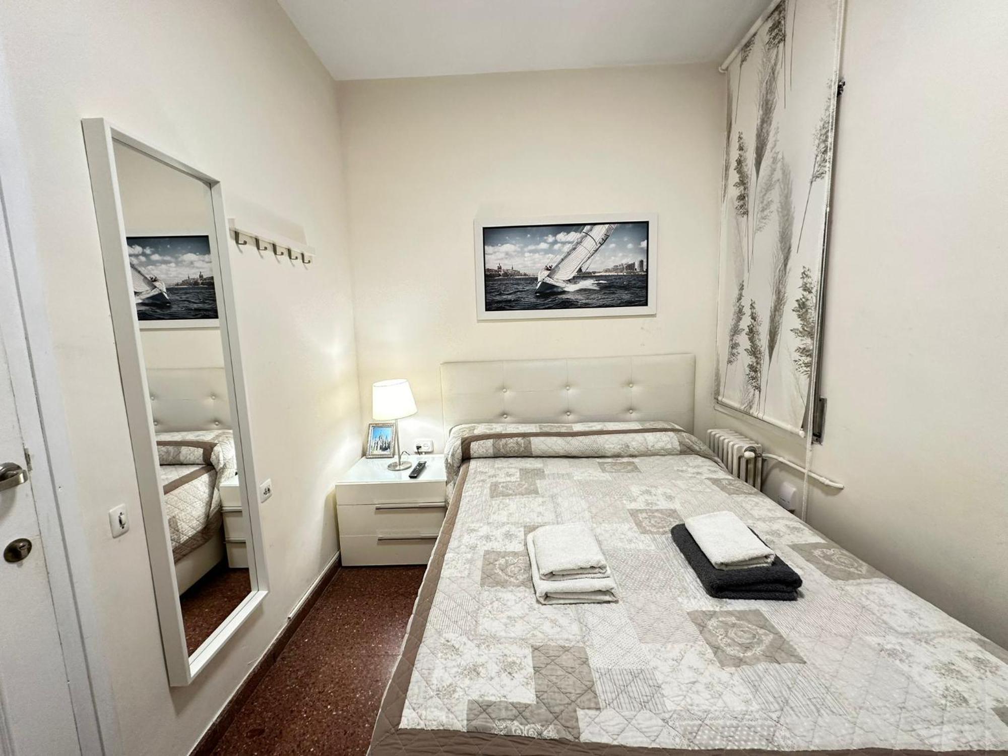 Rooms Viladomat Barcelona Exteriör bild