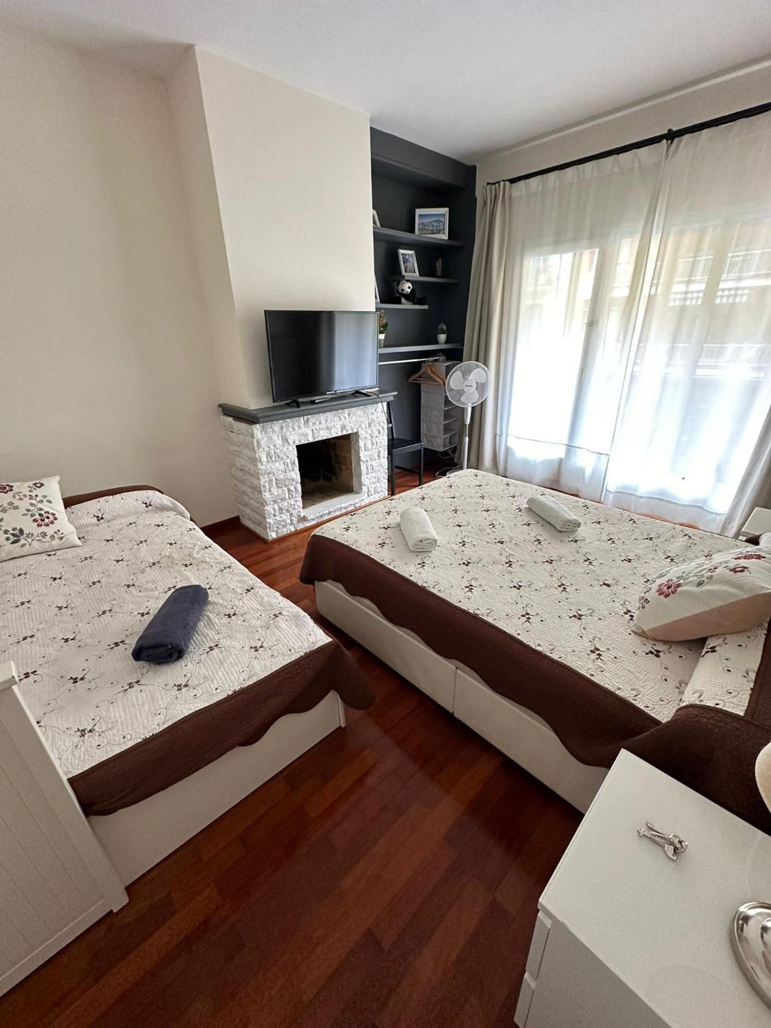 Rooms Viladomat Barcelona Exteriör bild